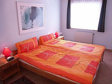 Ferienwohnung in Büsum - Das Schlafzimmer mit Doppelbett