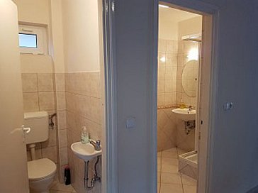 Ferienhaus in Harkány - Toilette und Dusche