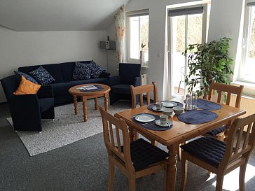 Ferienwohnung in Binz - Wohn-/Essbereich