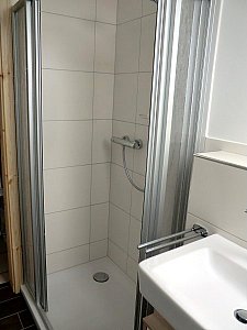 Ferienwohnung in Friedrichskoog-Spitze - Dusche im Bad OG