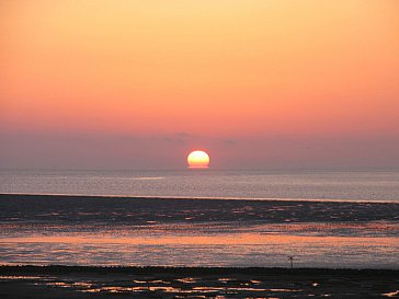 Ferienwohnung in Friedrichskoog-Spitze - Sonnenuntergang am Strand