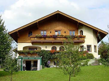 Ferienwohnung in Mondsee - Haus Laireiter - Erkerwohnung