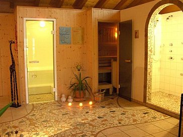 Ferienwohnung in Reutte-Lechaschau - Sauna, Dampfbad und Erlebnisdusche