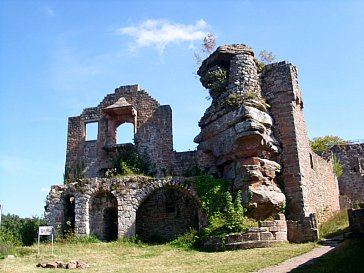 Ferienwohnung in Ramberg - Burgruine Neuscharfeneck