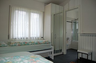Ferienhaus in Porto Valtravaglia - Kinderzimmer mit eigenem Bad