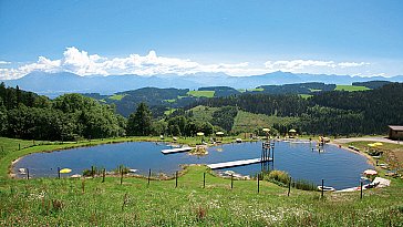 Ferienwohnung in Diex - Naturbadesee direkt vor unserem Hof