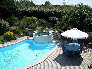 Ferienhaus in Hossegor - Terrasse und Pool