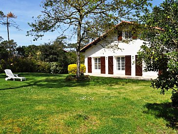 Ferienhaus in Labenne Océan - Aussenansicht mit Garten