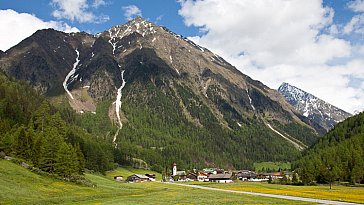 Ferienwohnung in Längenfeld - Sommer in Gries