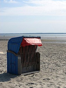 Ferienwohnung in Borgsum - Ihr Strandkorb am Strand