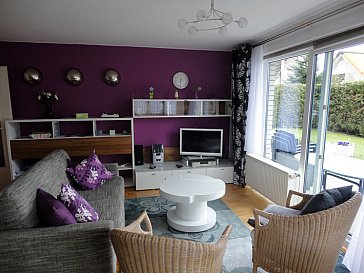 Ferienwohnung in Haffkrug - Das Wohnzimmer im EG ist modern ausgestattet