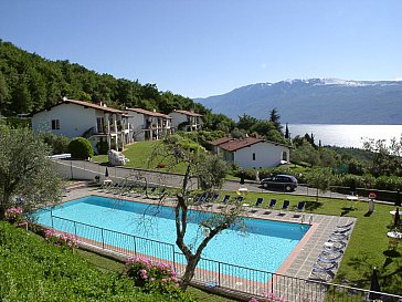 Ferienwohnung in Toscolano Maderno - Blick über dem Pool