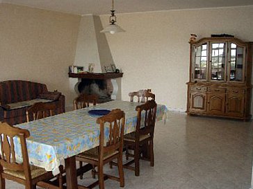 Ferienhaus in Gonnesa - Geräumige Wohnküche mit offenem Kamin