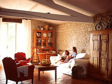 Ferienhaus in Lusignac - Salon mit offenem Kamin