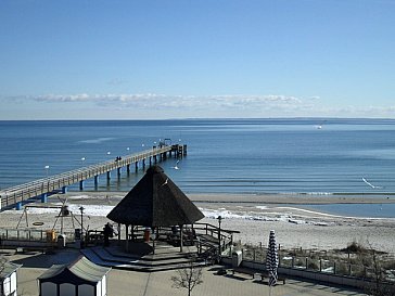 Ferienwohnung in Haffkrug - Blick auf die Ostsee vom Balkon und Wohnung