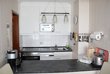 Ferienwohnung in Haffkrug - Offene Küche zum Wohnzimmer mit Geschirrspüler