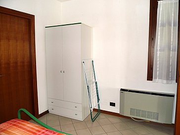 Ferienwohnung in Toscolano Maderno - Schrank im Schlaufraum