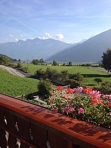 Ferienwohnung in Mals-Burgeis - Panoramablick vom Balkon der Residence