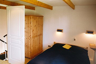 Ferienwohnung in Ver - Schlafzimmer mit Doppelbett