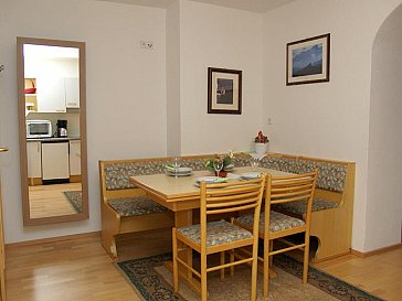 Ferienwohnung in Stilfs - Esstisch