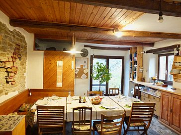 Ferienwohnung in Caprazzino-Sassocorvaro - Essbereich im Haus