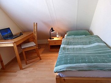 Ferienhaus in Scharendijke - Im Schlafzimmer im OG steht auch Schreibtisch