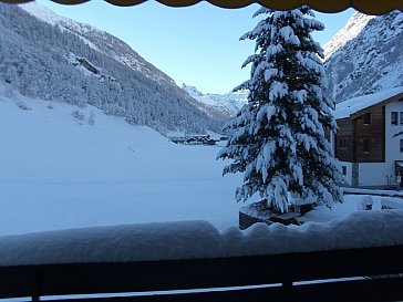 Ferienwohnung in Täsch-Zermatt - Blick vom Balkon in das Skigebiet