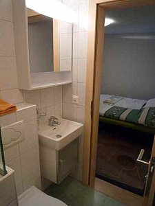 Ferienwohnung in Scuol - Grünes Doppelschlafzimmer