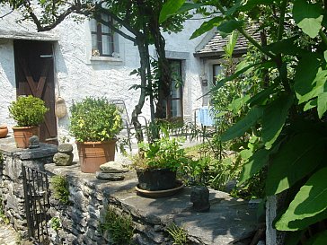 Ferienhaus in Avegno - Eingang in den Garten