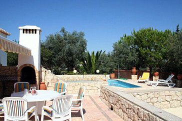 Ferienhaus in Portimão-Belomonte - Pool mit Terrasse und Grill