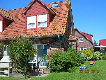 Ferienhaus in Krummhörn-Hamswehrum - Terrasse