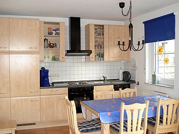 Ferienhaus in Kaltenhof - Küche - Essbereich