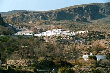 Ferienhaus in Níjar - Bergdorf Huebro