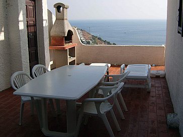 Ferienhaus in Roses - Terrasse mit Meerblick