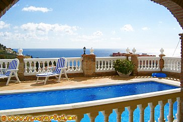 Ferienhaus in Almuñécar - Ferienhaus mit grosser Terrasse mit herrlichem Mee