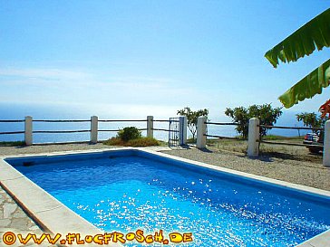 Ferienhaus in Almuñécar - Privater Pool der Finca