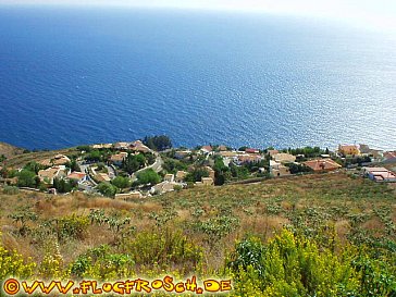 Ferienhaus in Almuñécar - Blick vom Grundstück zum Strand