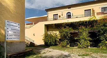 Ferienwohnung in Ceraso - Agrituriismo La Petrosa Haupthaus