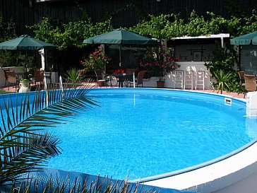 Ferienhaus in Hebertsfelden - Pool mit Poolbar