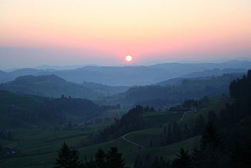 Ferienwohnung in Mühlrüti - Sonnenaufgang Wohnung - Hotel Hulfteggpass