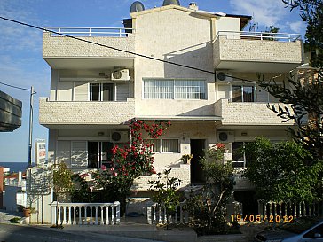 Ferienwohnung in Sarti - Haus Despina von Strassenseite