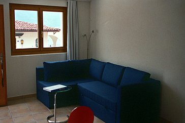 Ferienwohnung in Brione sopra Minusio - Wohnzimmer