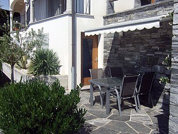 Ferienwohnung in Brione sopra Minusio - Terrasse