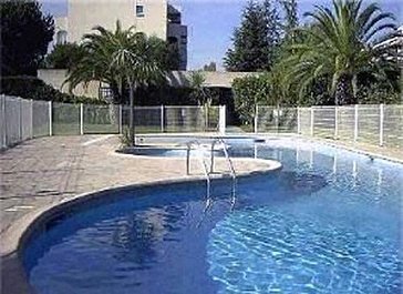 Ferienwohnung in Antibes Juan les Pins - Das Schwimmbad der Residenz