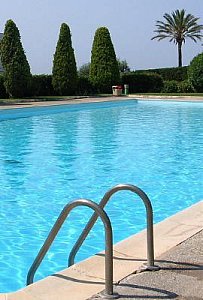 Ferienwohnung in Antibes Juan les Pins - Grosser Pool in gepflegten Parkanlagen