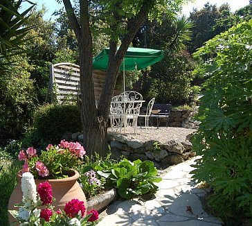 Ferienwohnung in Biot - Eingebettet von Palmen, Pinien und Olivenbäumen