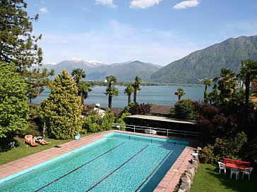 Ferienhaus in Minusio - Paradiso di Vacanze mit Schwimmbad