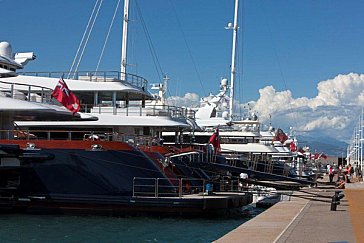 Ferienwohnung in Antibes Juan les Pins - Le Quai der Milliardäre, bekannter Yachthafen