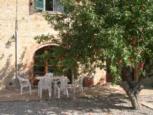 Ferienwohnung in Petroio - Die Terrasse von Casa Paulina 2