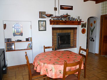 Ferienwohnung in Villemagne l'Argentière - Essbeeich WZ